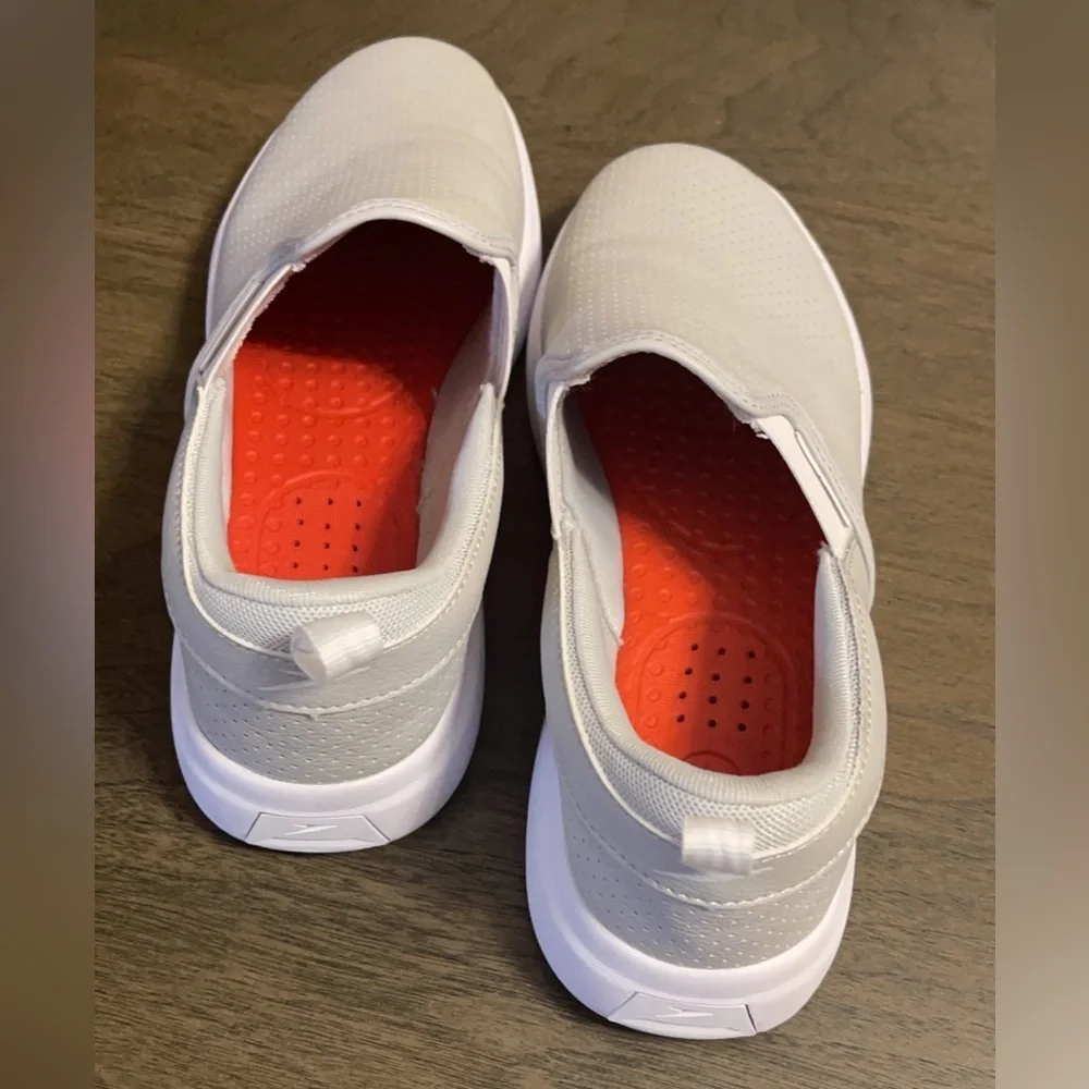 Speedo Women’s Hybrid Slip on Shoe Size 9 Lightweight In & Out Water Shoes NEW - Picture 5 of 9